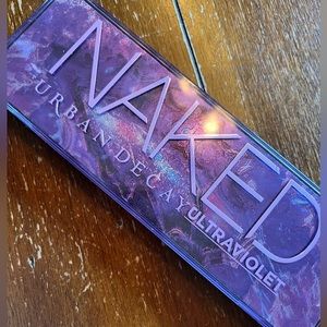 Naked Ultraviolet Palette